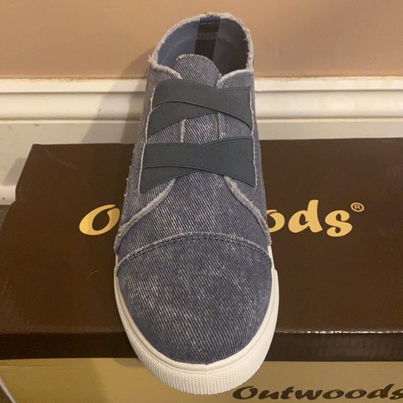 FINAL PRICE NIB Blue Outwoods Slip On Sneakers - Picture 5 of 7